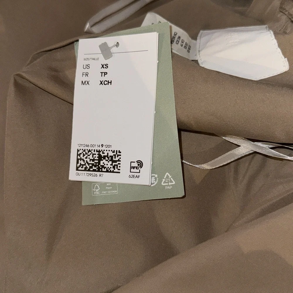 New Trench Coat - Picture 7 of 8